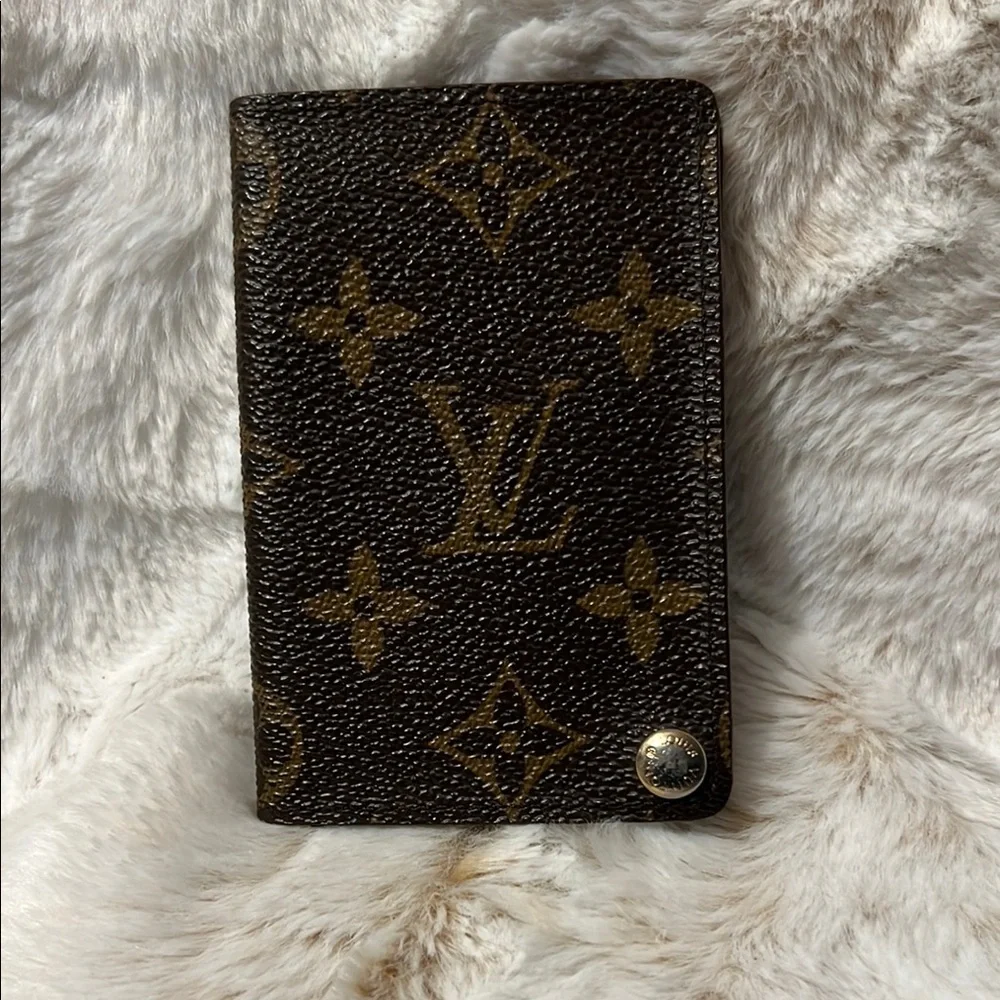 Louis Vuitton Brown Leather Card Holder - Picture 1 of 9